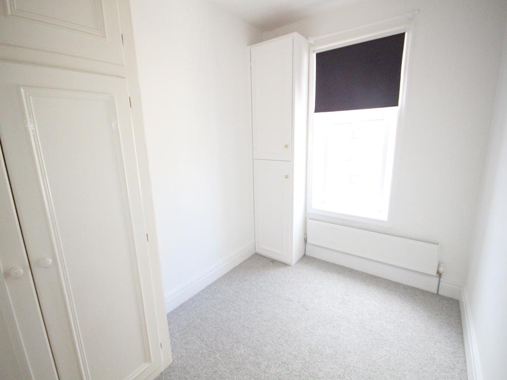 2 bedroom mid terrace house Let Agreed in Earby - IMG_2289.jpg